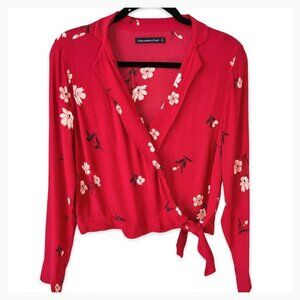 Abercrombie & Fitch Red Floral Wrap Top Size‎ Small Long Sleeve Lightweight